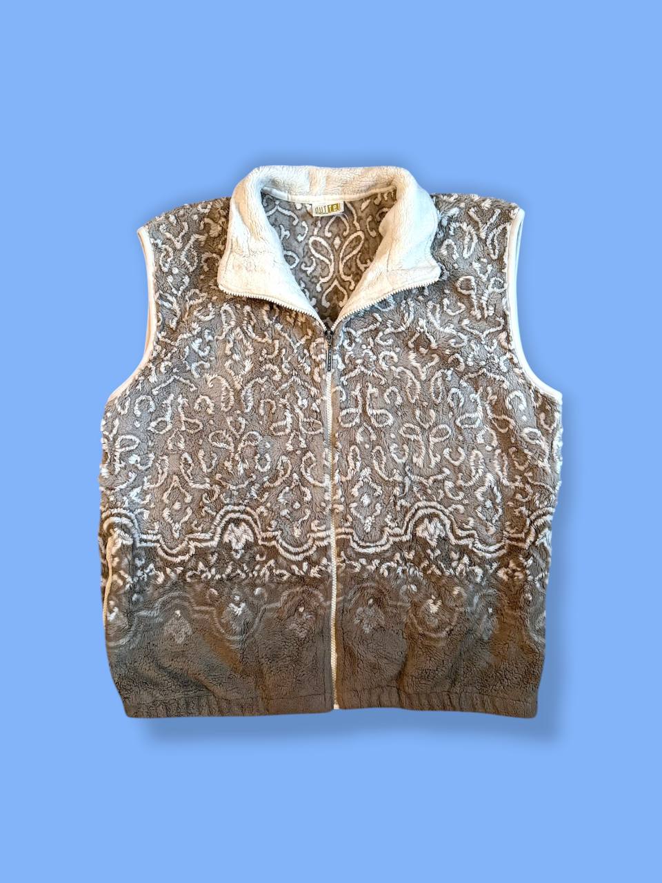 Флис жилетка с узорами  
