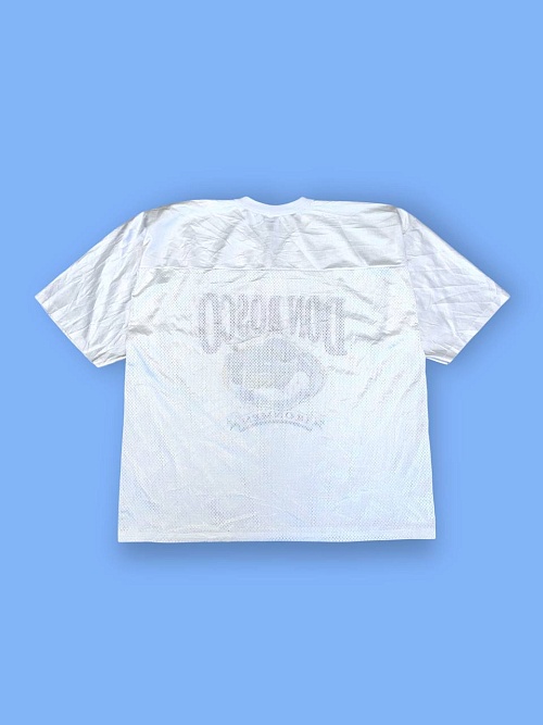 Джерси 1996 года «Don Bosco» с Тасманским Дьяволом из «Looney Tunes»