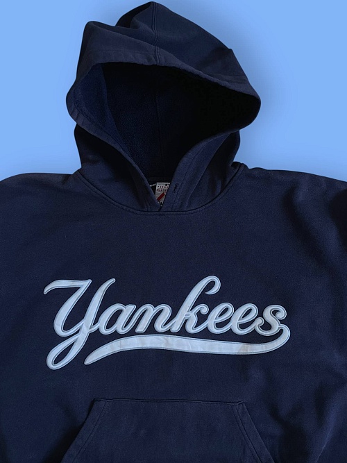Плотное худи «MLB New York Yankees» от «Majestic» (официальная продукция MLB)