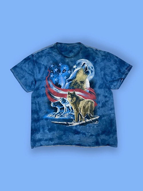 Футболка с волком 2015 года от «Liquid Blue»