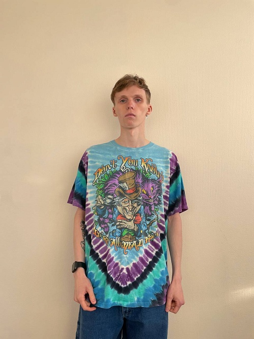 Футболка «Alice’s Adventures in Wonderland» от «Liquid Blue» 