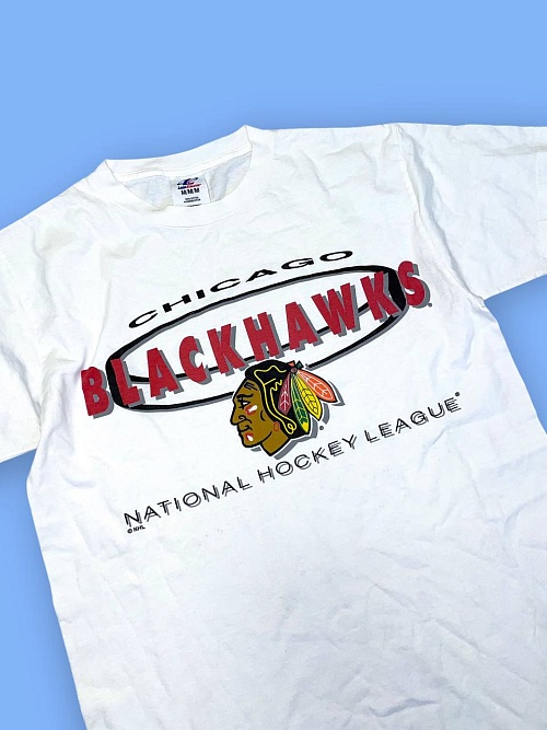 Футболка «NHL Chicago Blackhawks» от «Logo Athletic»